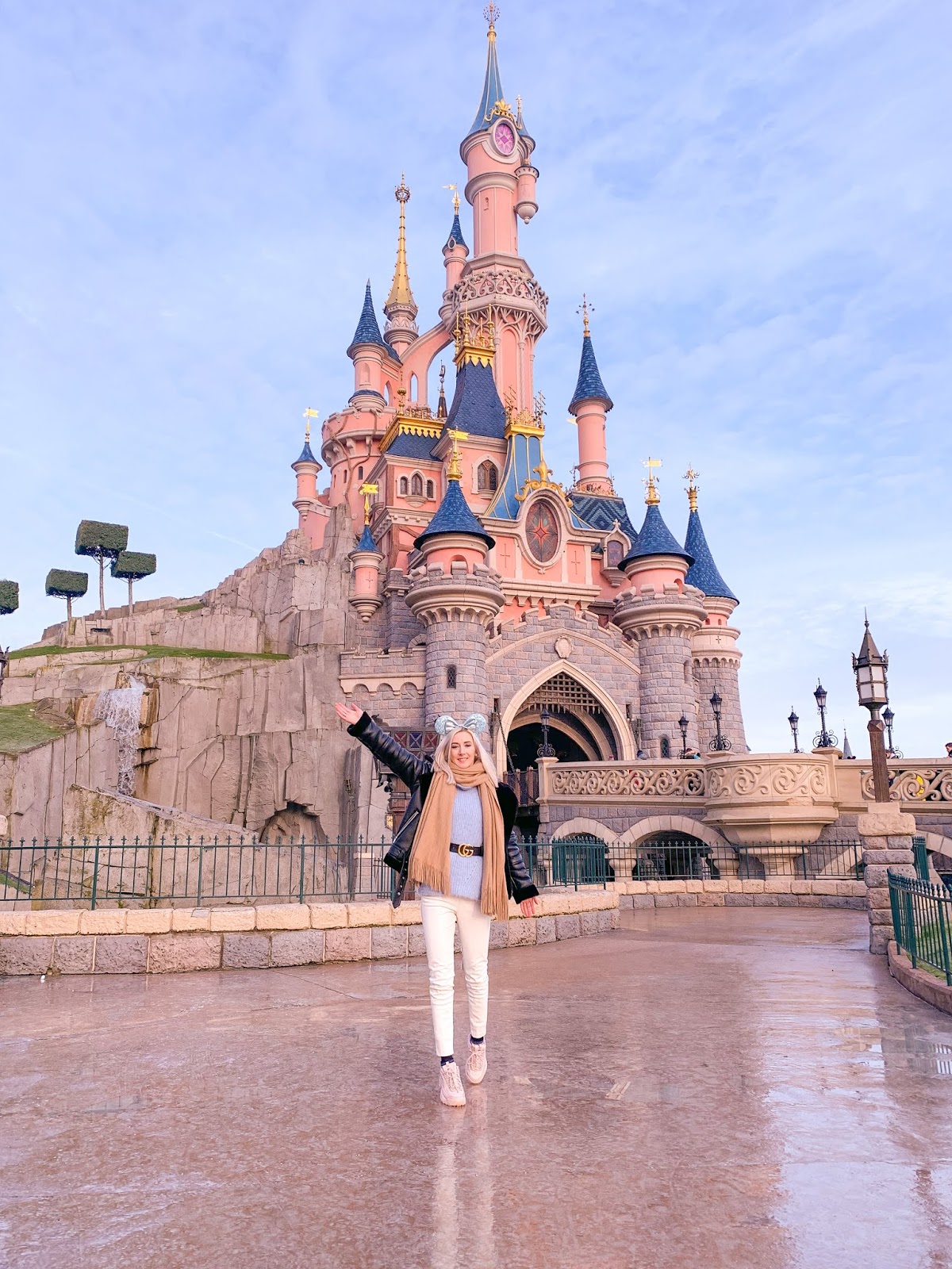 Fashionista Chic Travel A Guide To Disneyland Paris On A Budget