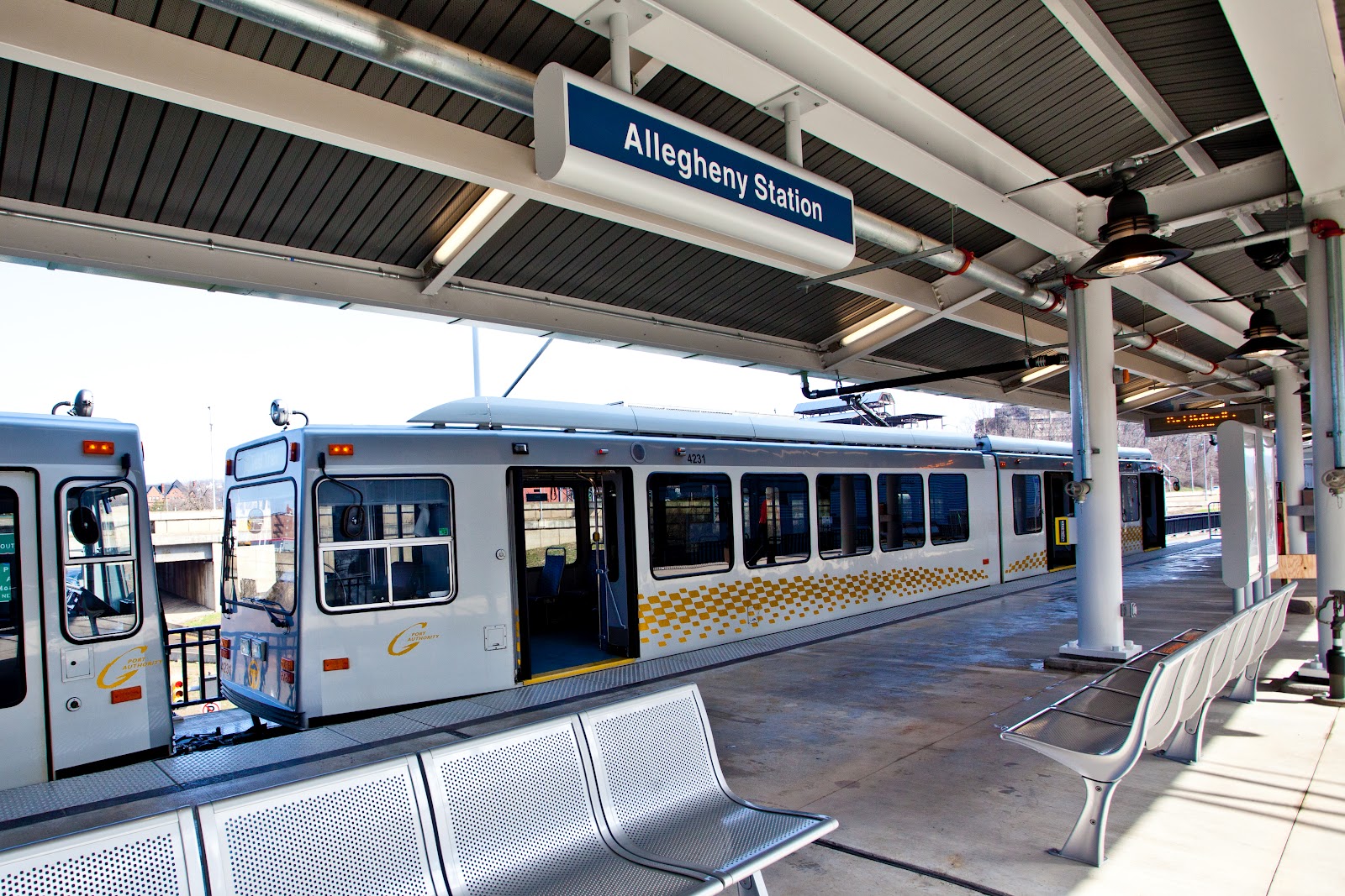 Market Square Pittsburgh Take The "T" Train